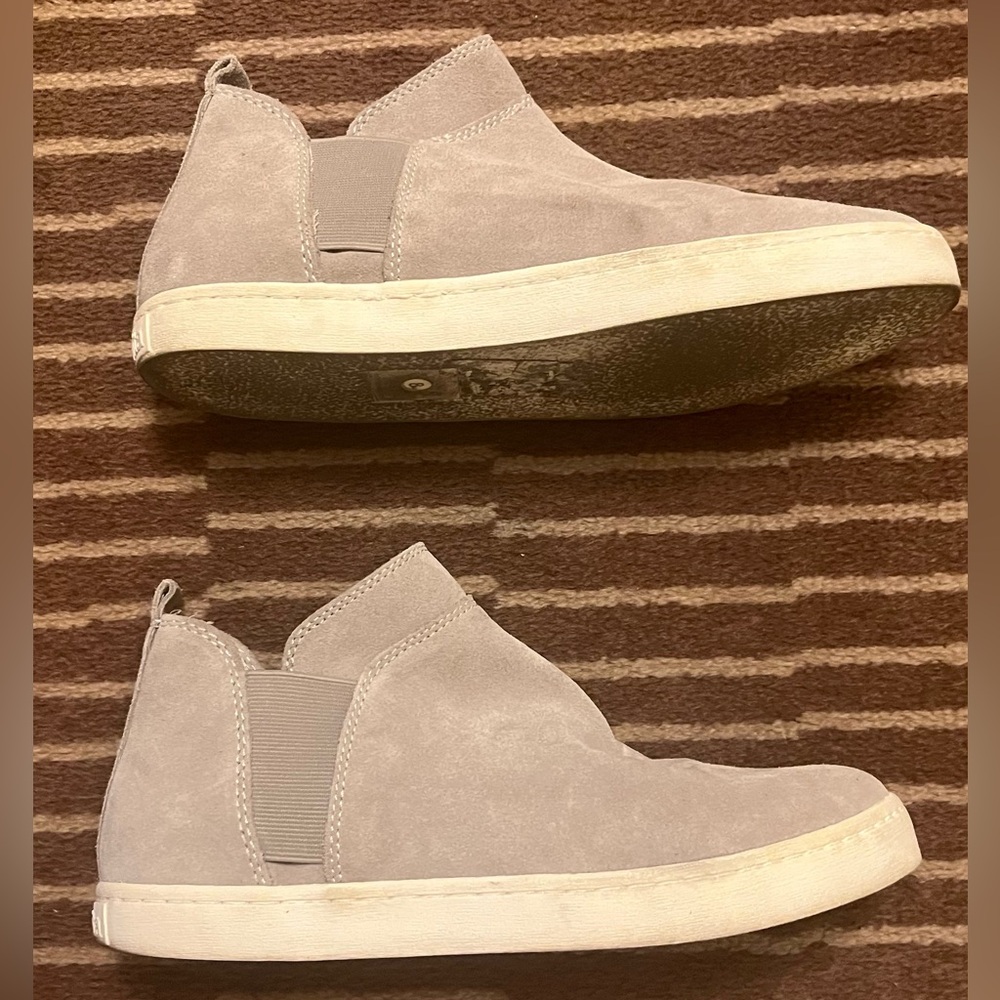 NWT Dolce Vita Tasha Suede High-Top Sneakers Gray